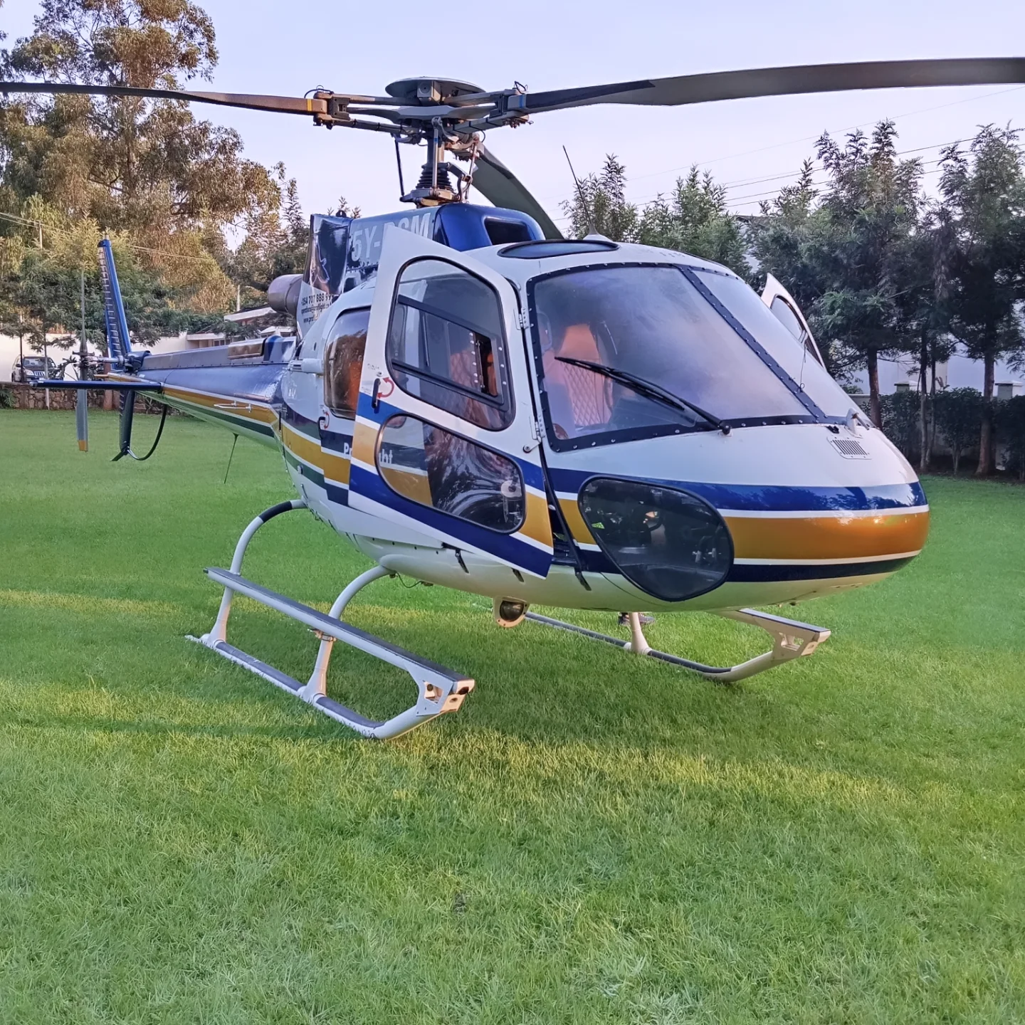 Helicopter hire